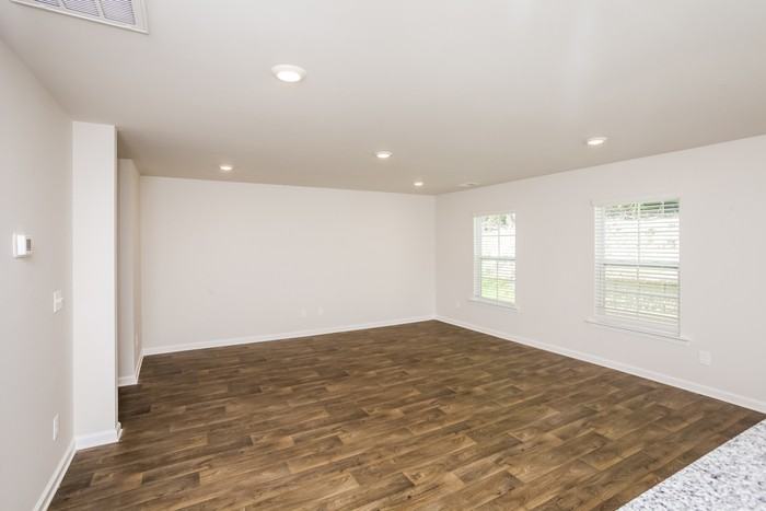 130 Boat Club Lane - Photo 3 of 7