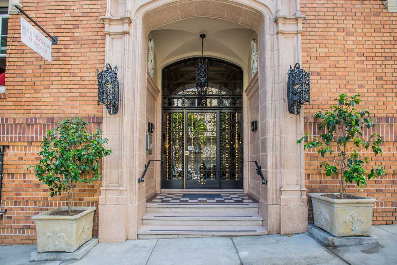 737 Pine - Photo 2 of 3