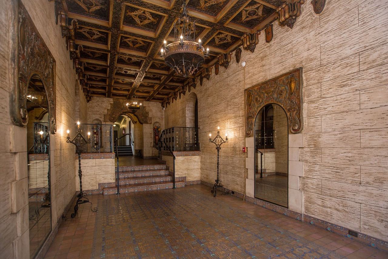 737 Pine - Photo 3 of 3