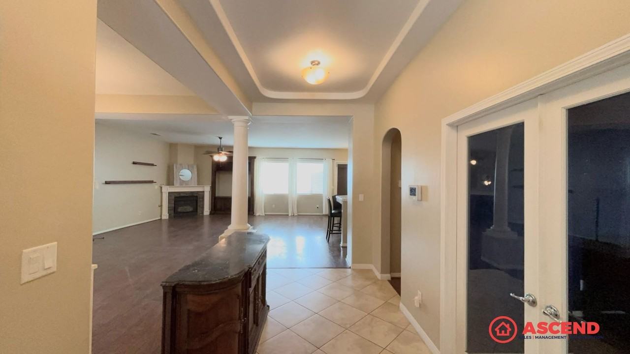 10817 Vista Del Rancho Dr - Photo 4 of 16