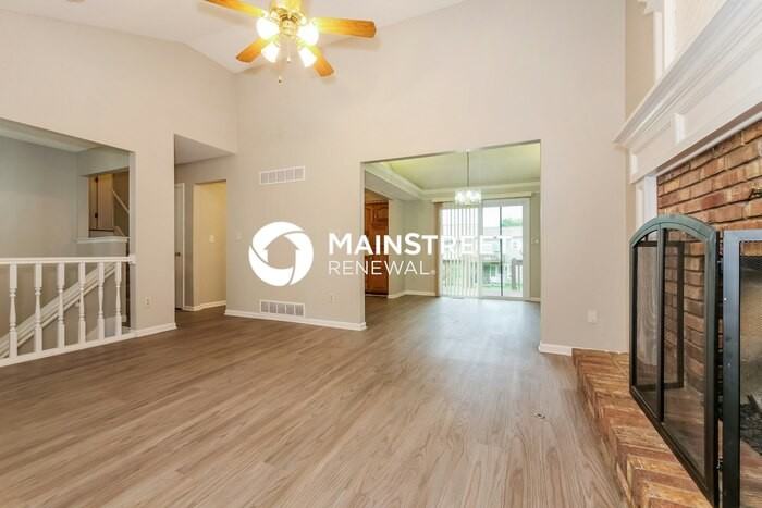 716 Feldspar St - Photo 3 of 17