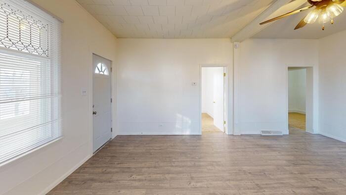 1200 1st St Nw - Photo 4 of 10