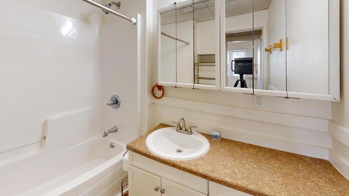 1200 1st St Nw - Photo 5 of 10