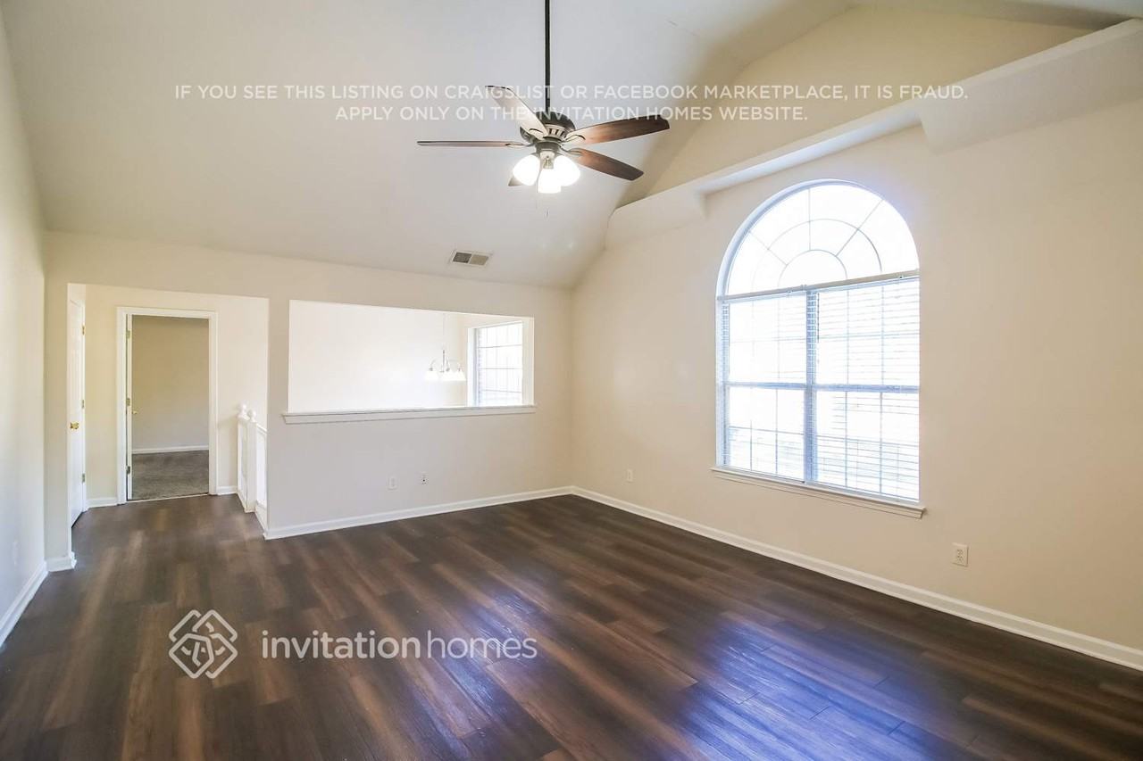 464 Gresham Drive - Photo 7 of 18