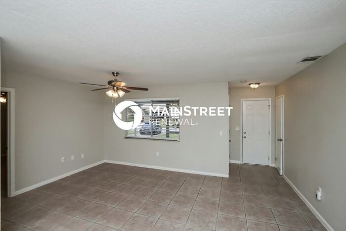 1130 Emerald Rd Se - Photo 4 of 16