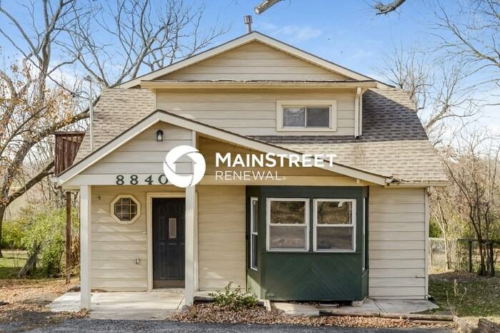 8840 N Main St