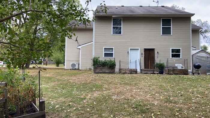 4502 Elliot Ave - Photo 2 of 34