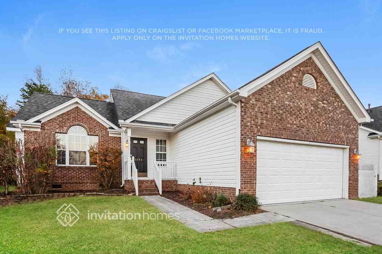 5743 Heron Point Place Southwest - Photo 4 of 17