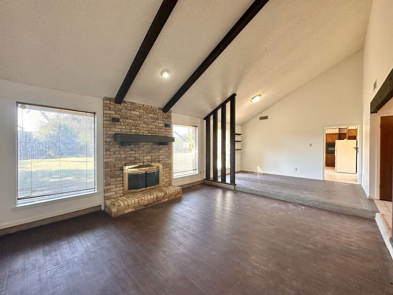 216 West Cardinal Lane - Photo 7 of 36