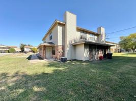 featured image of 4806 Rainbow Circle