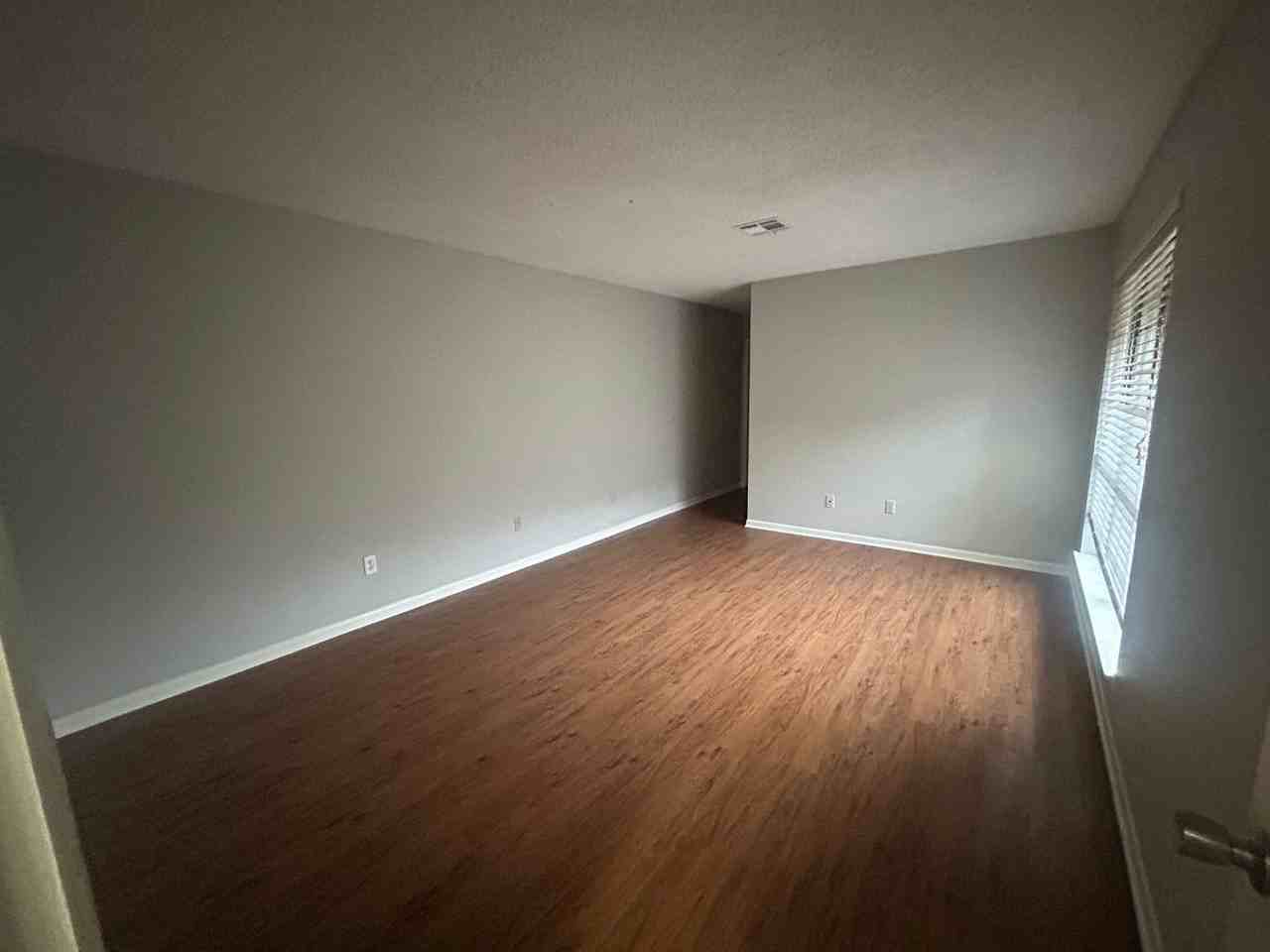 3353 Chimney Place Dr - Photo 7 of 12