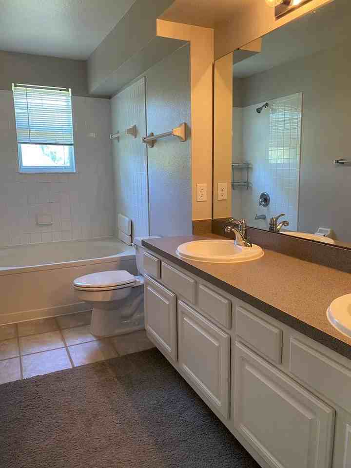 404 Summit Ridge Pl - Photo 5 of 13