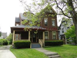 featured image of 380 Oxford St