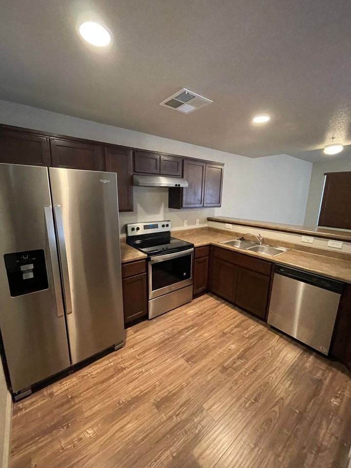 3738 W 22nd Pl Bldg 23 #B - Photo 7 of 21