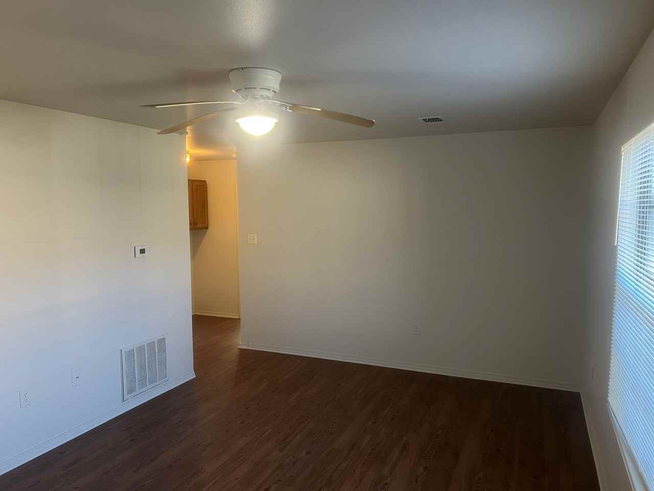 350 350 South Davis A-B #B - Photo 2 of 9