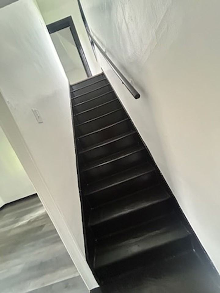 1805 Gray St - Photo 7 of 14