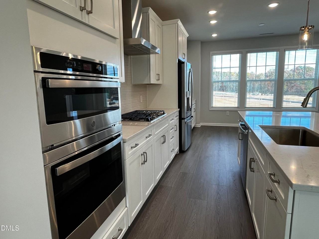 2819 Carbondale Ct - Photo 3 of 18