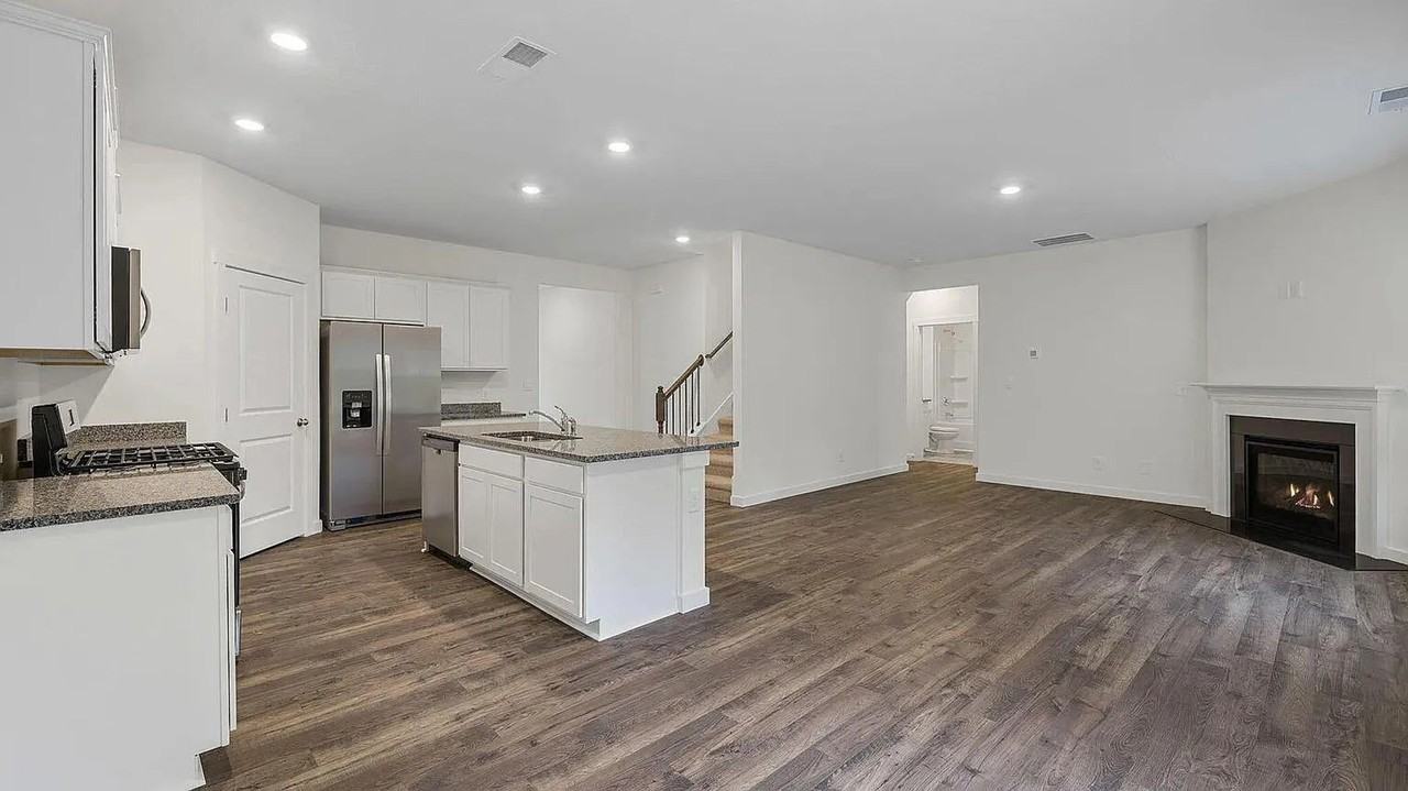 3111 Highline Dr - Photo 5 of 17