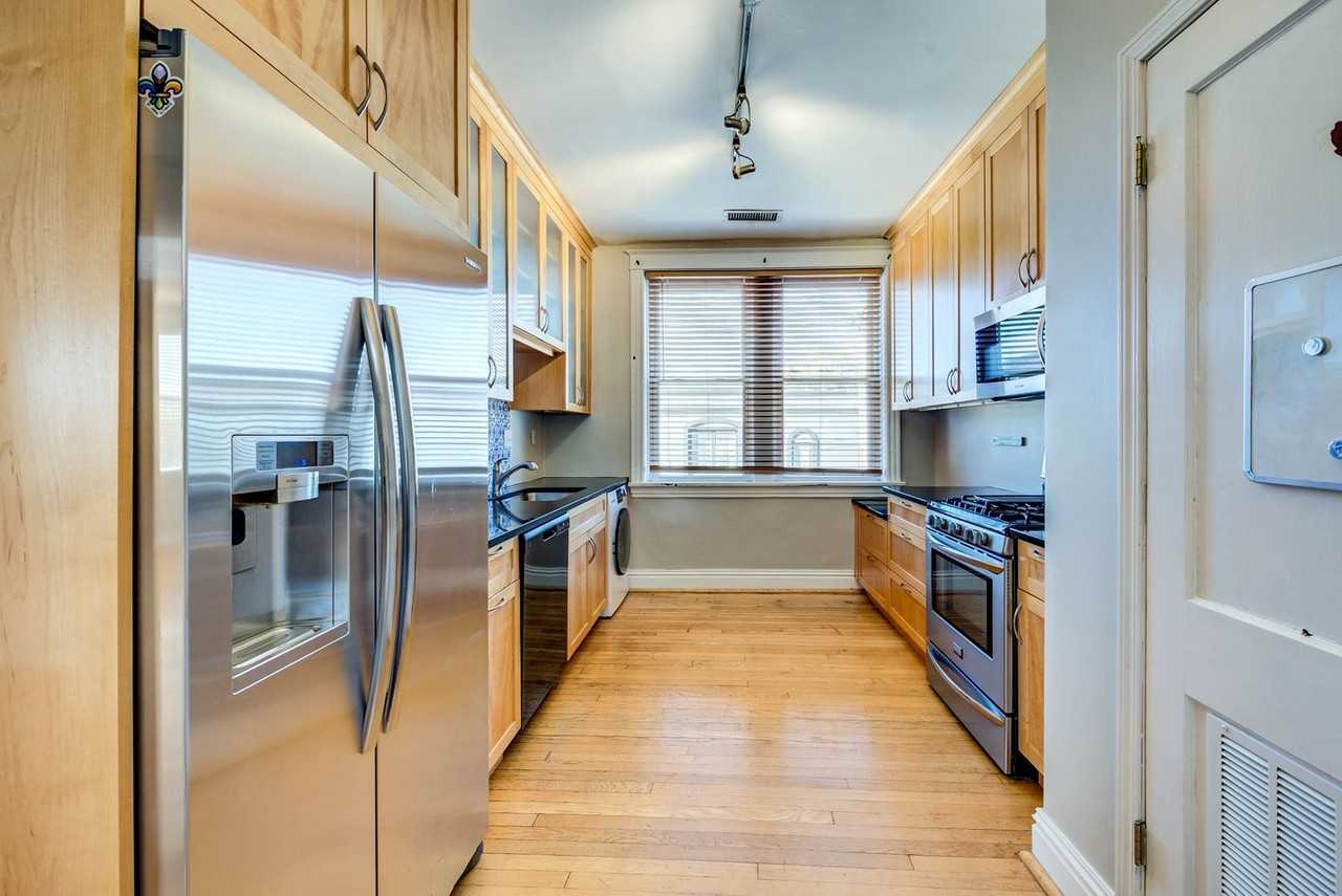 5147 Shaw Avenue #A - Photo 6 of 34