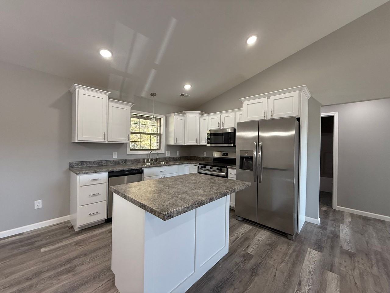 105 105 Blue Star Lane - Photo 6 of 12