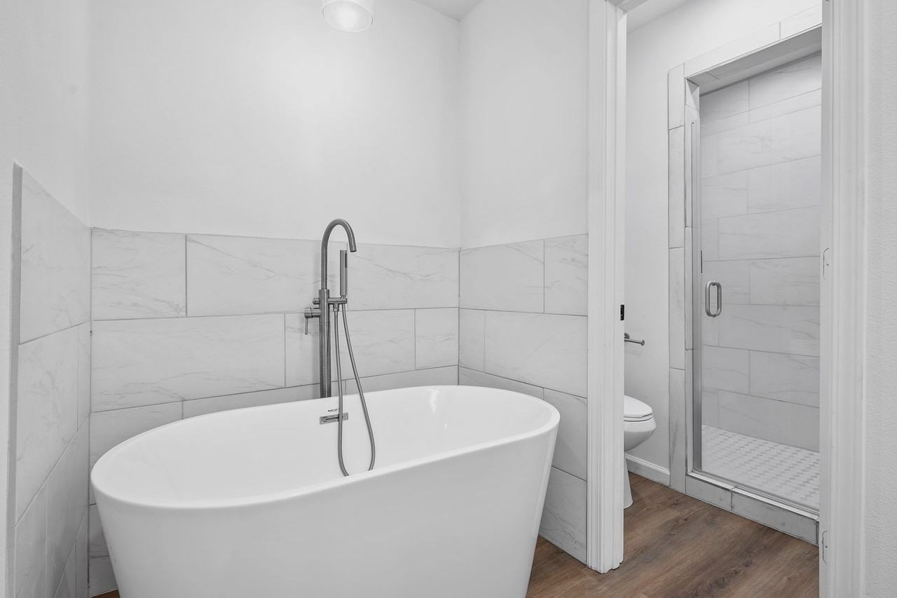 1132 Western Oaks Dr - Photo 5 of 34