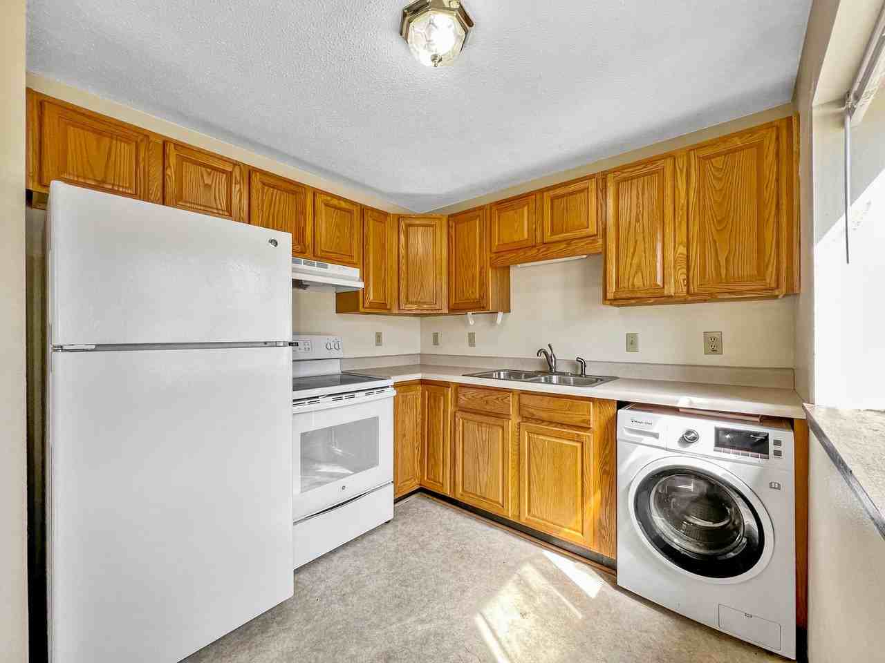 4415 Ontario - Photo 6 of 13