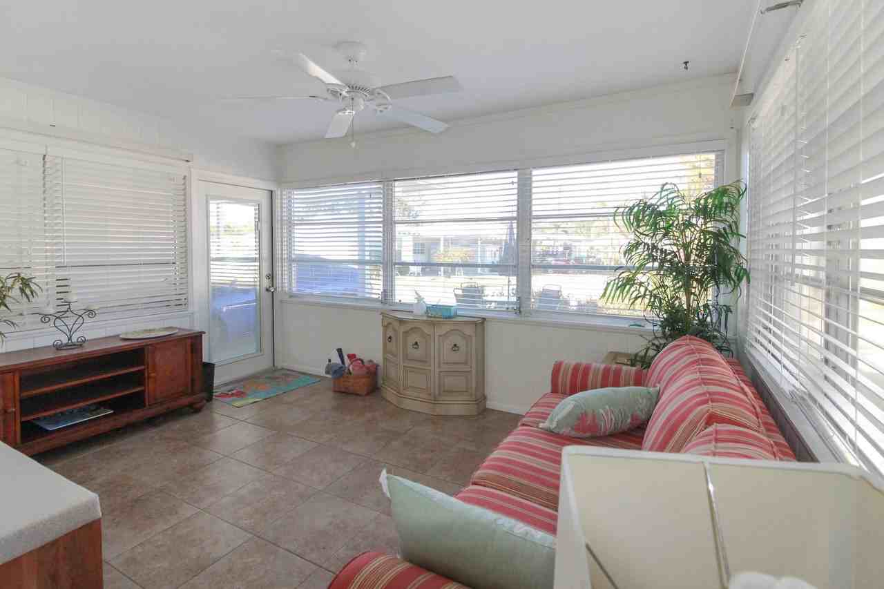 109 109 E Field Ave - Beach Manor Villas - Photo 4 of 16