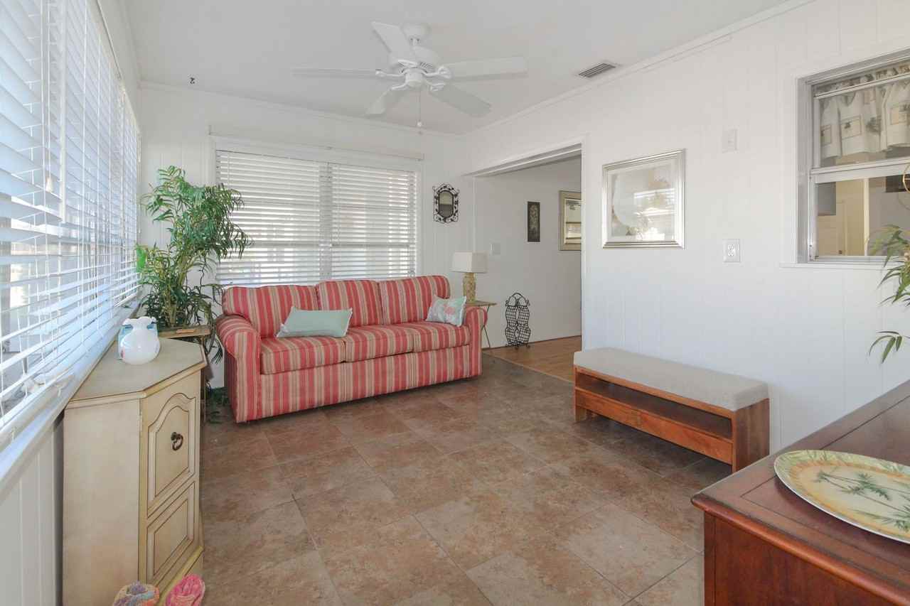 109 109 E Field Ave - Beach Manor Villas - Photo 5 of 16