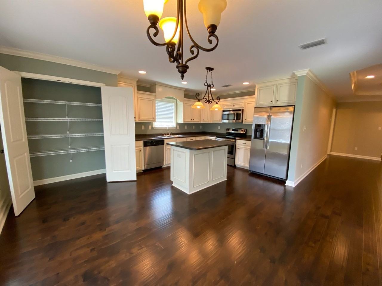 4212 Shadow Garden Dr - Photo 3 of 20