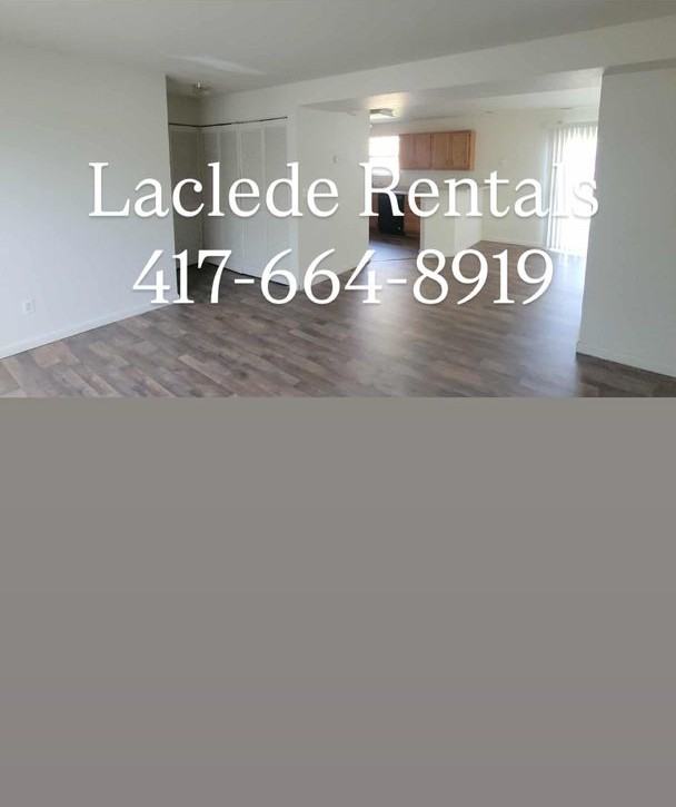 1133 Glenridge St - Photo 2 of 10