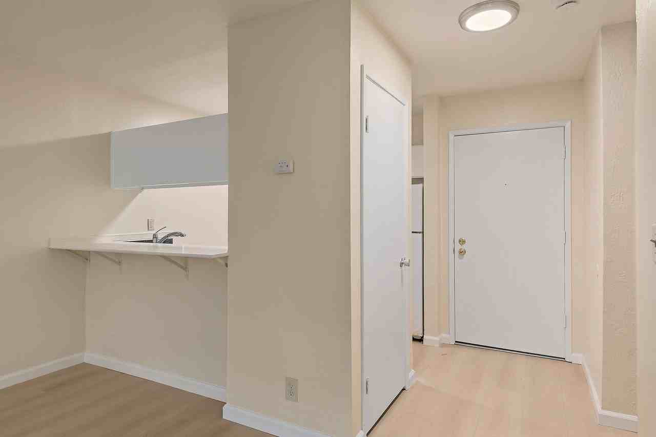 980 Kiely Blvd #109 - Photo 2 of 14