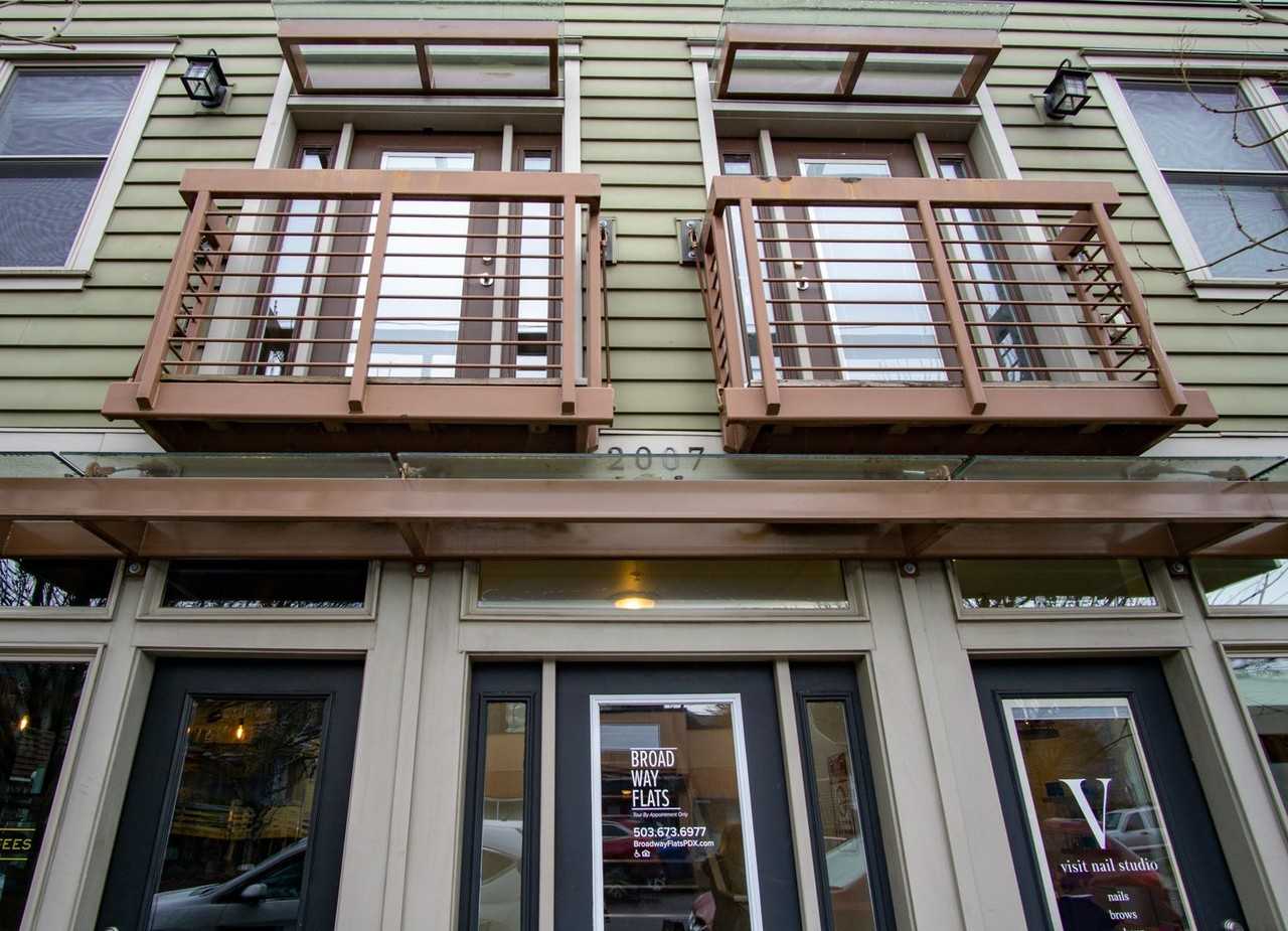 2007 Northeast Broadway #11