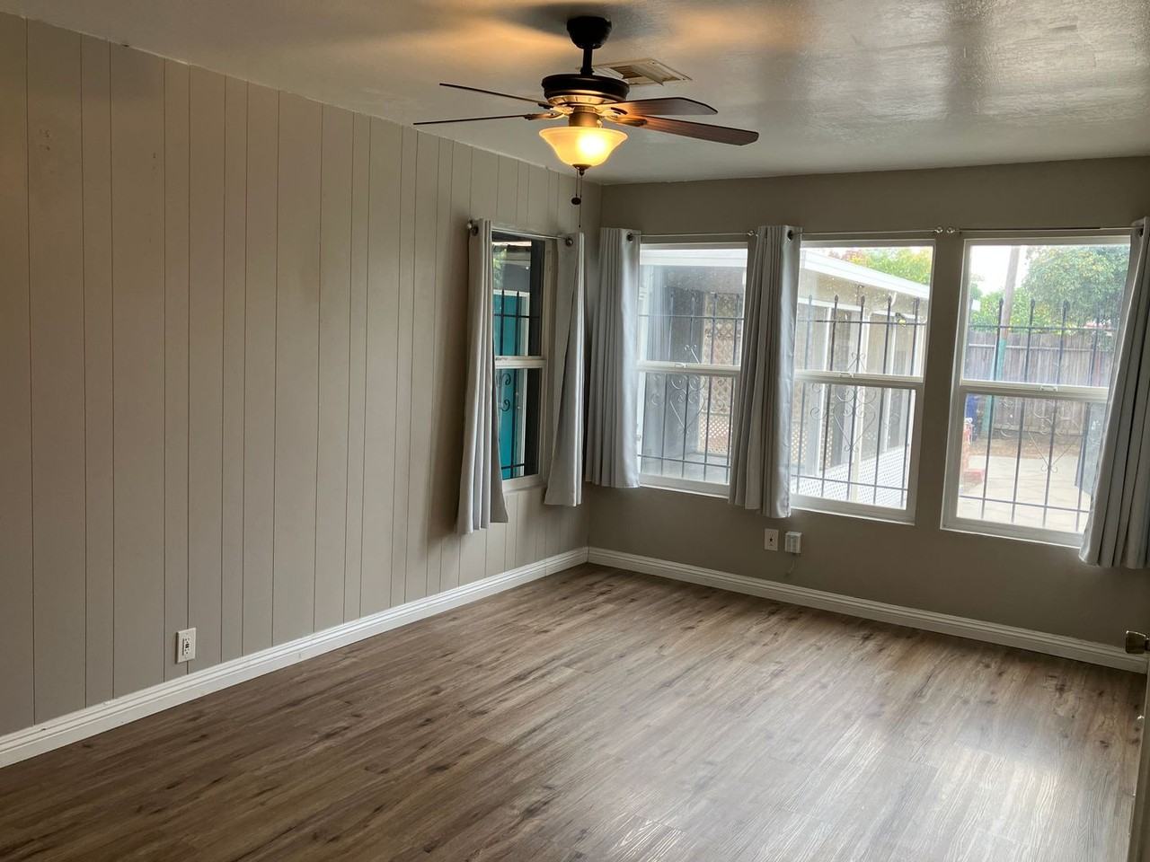 1826 Uccello Ave - Photo 5 of 15