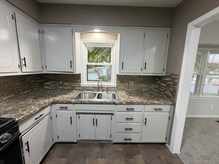 2016 Key Ln - Photo 2 of 24