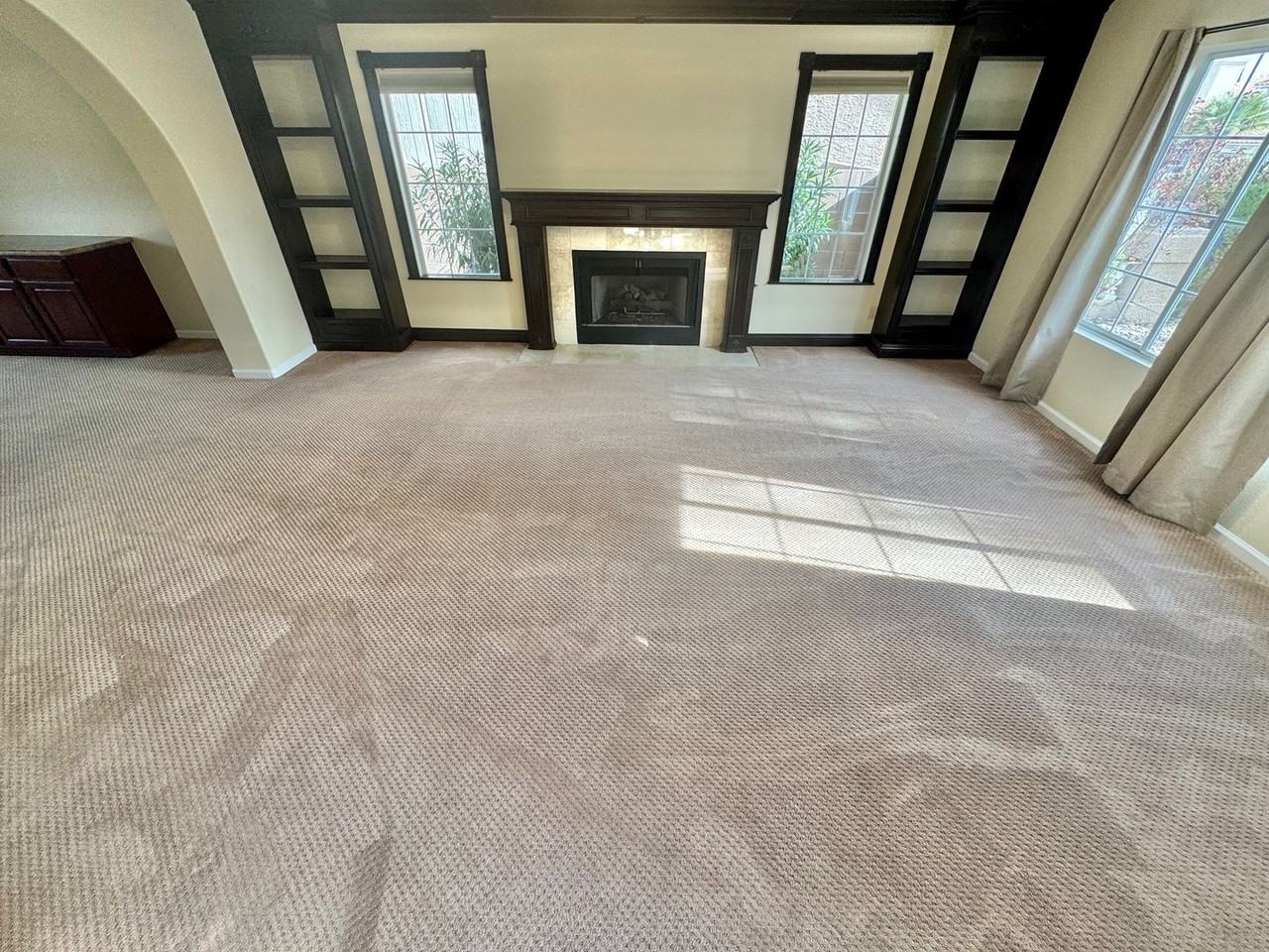 8240 Tivoli Cove Dr - Photo 3 of 46