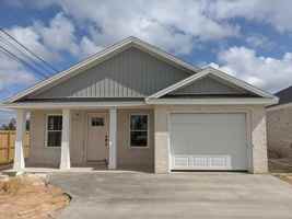 featured image of 2703 Largo Ave