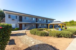 1386 Oakdale Ave - Photo 1 of 1