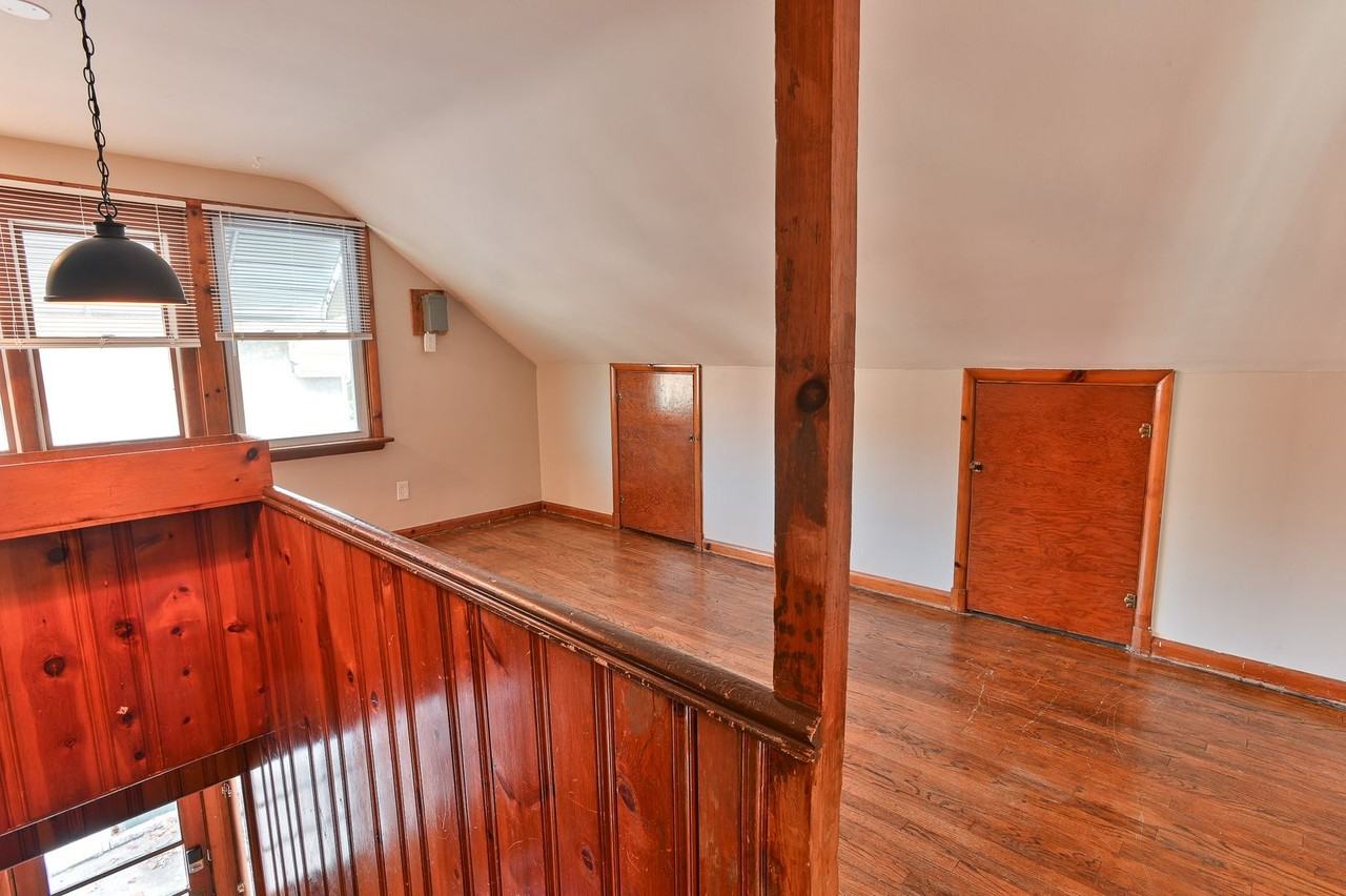 316 5th Ave - Photo 3 of 18