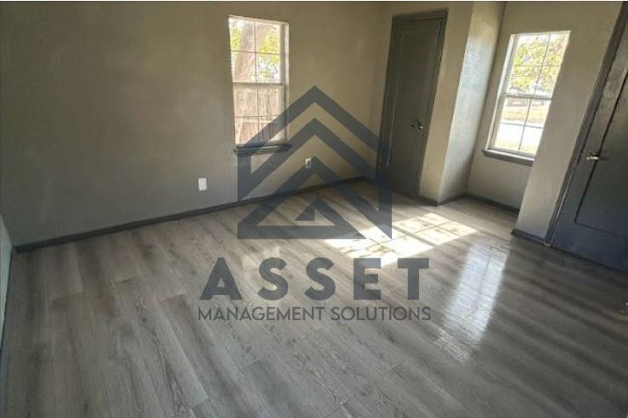 129 Se 52nd St - Photo 4 of 6