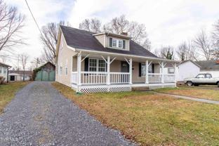 1129 Cherry St - Photo 1 of 1