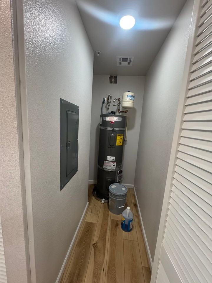 1025 Plumas St #101 - Photo 4 of 16