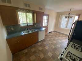 featured image of 2101 W 90th St