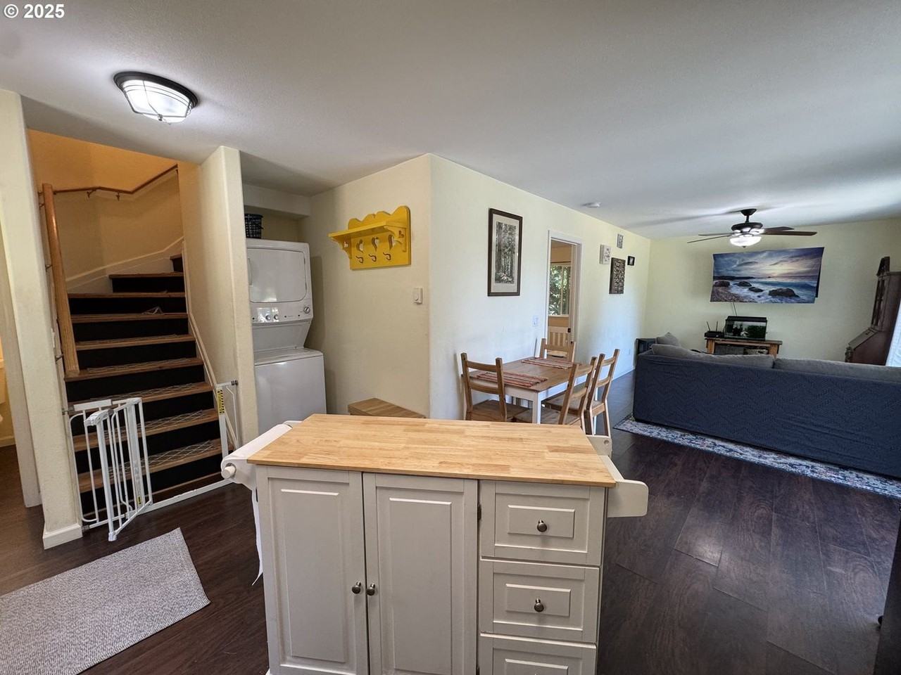 94516 Riley Creek Way - Photo 4 of 13