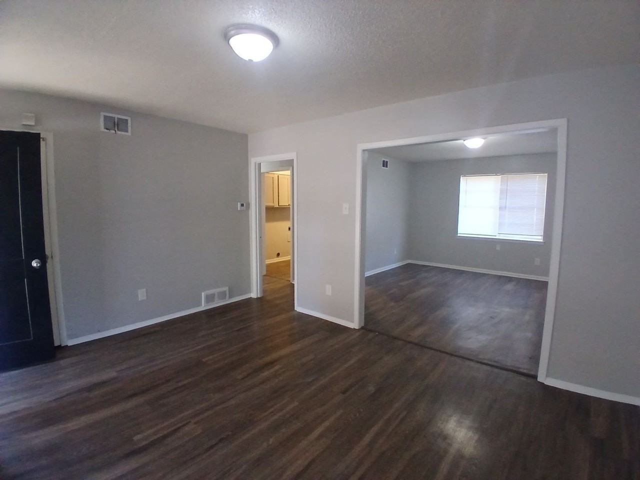 3279 Amselle Cir - Photo 3 of 9