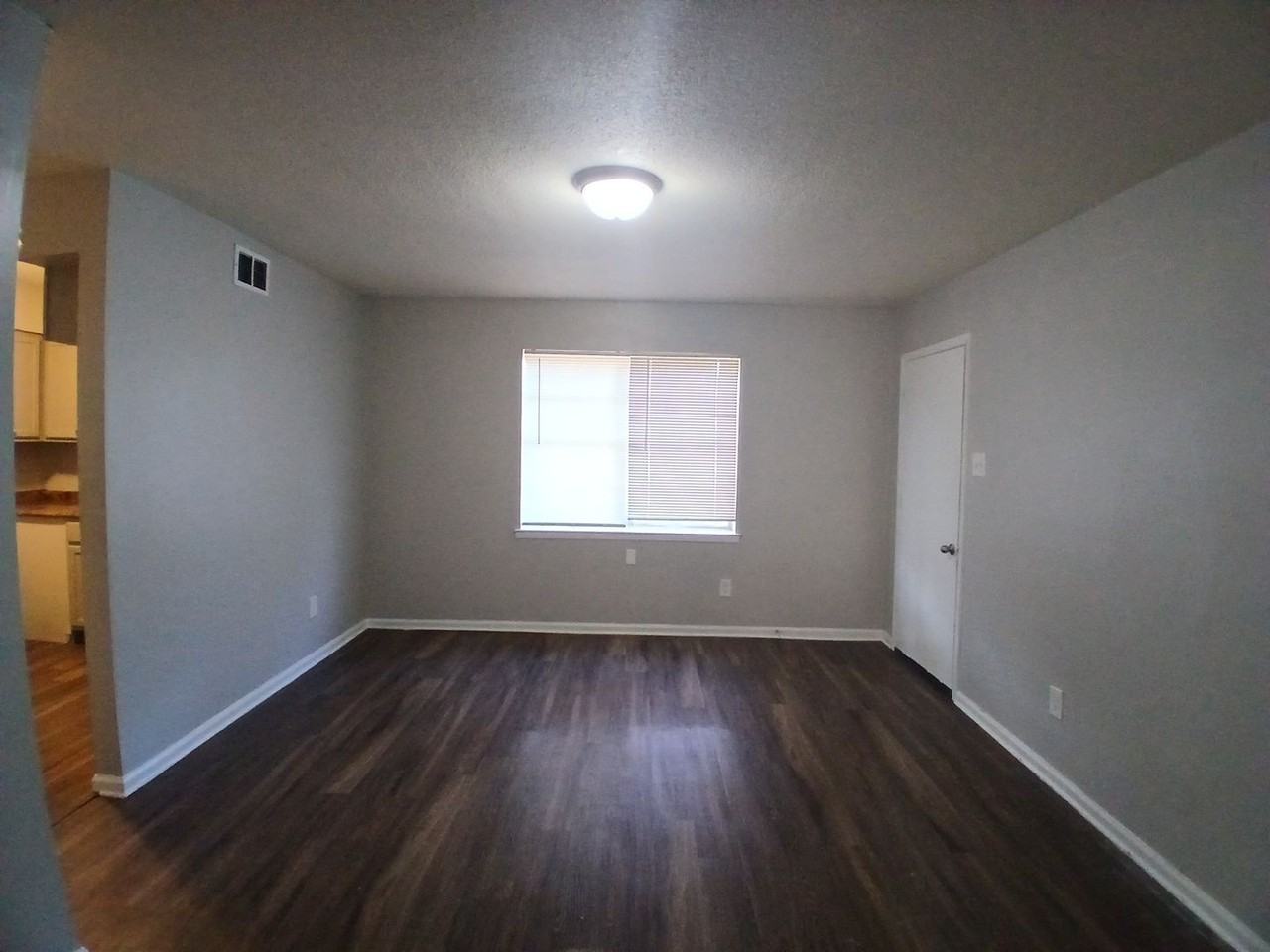 3279 Amselle Cir - Photo 4 of 9