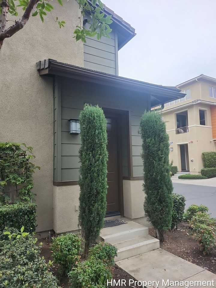 12377 Hollyhock Dr #4 - Photo 2 of 50