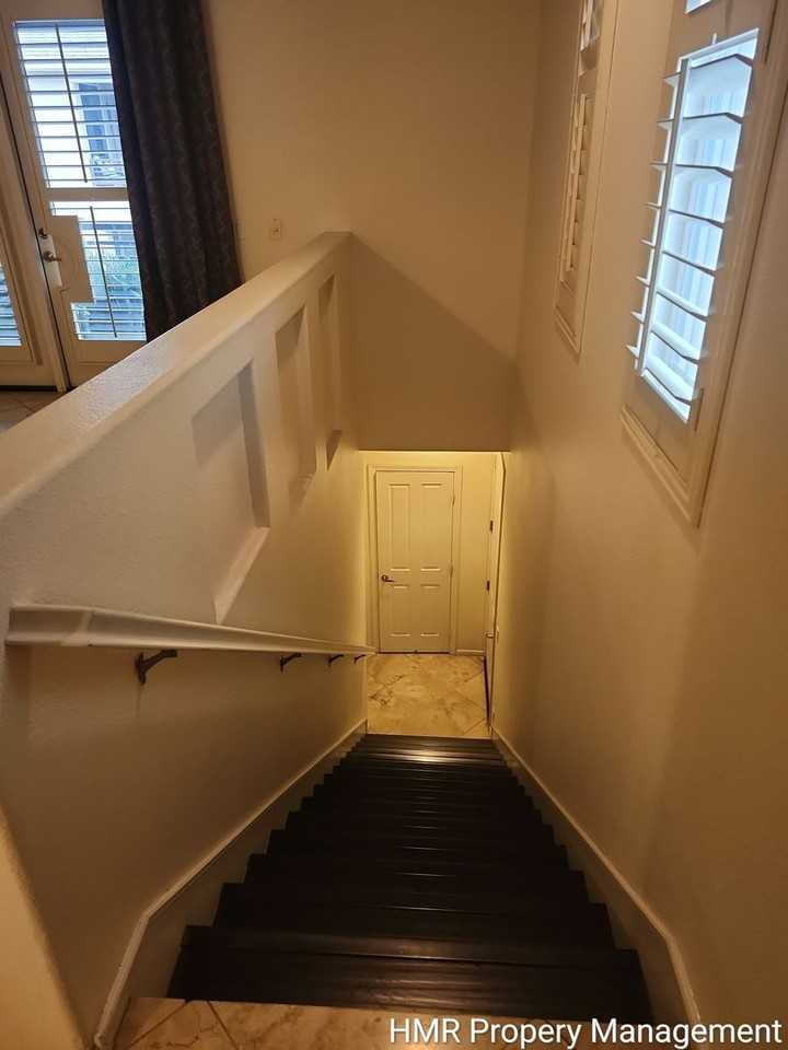 12377 Hollyhock Dr #4 - Photo 7 of 50