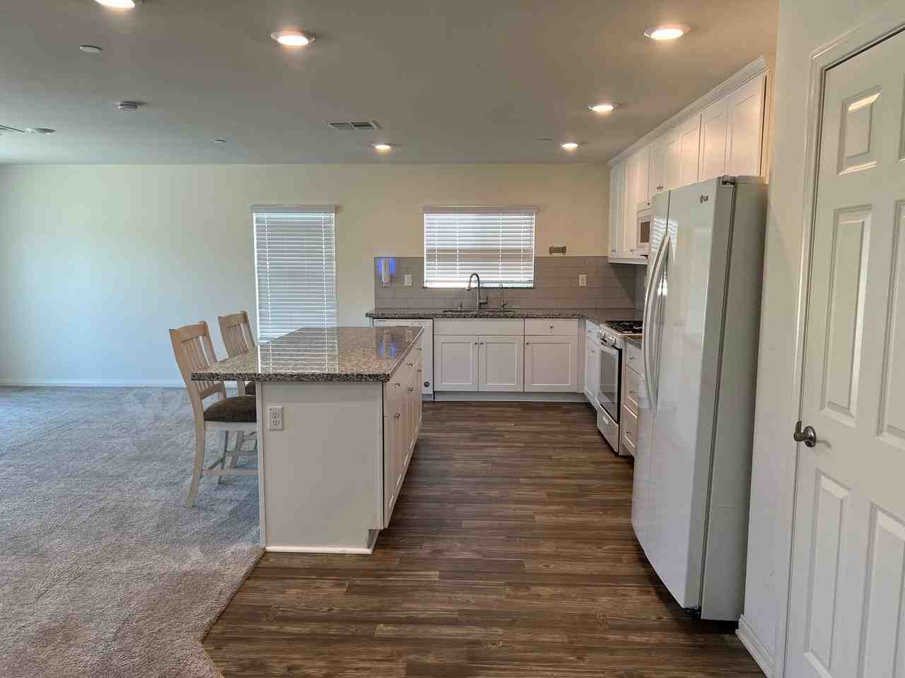 44665 Aspen Street - Photo 3 of 28