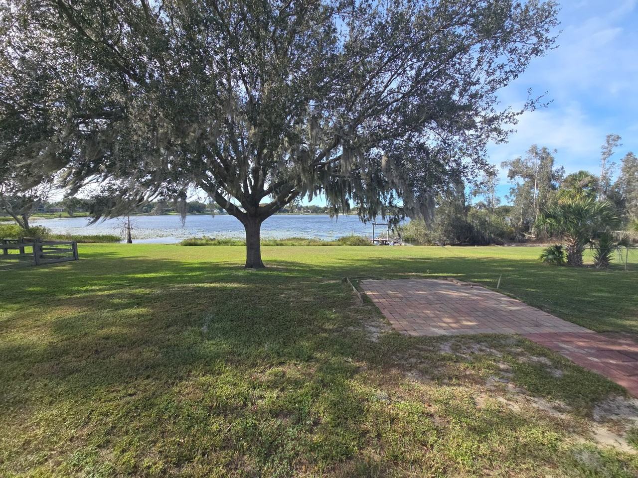 1398 Lucerne Loop Rd Ne - Photo 2 of 14