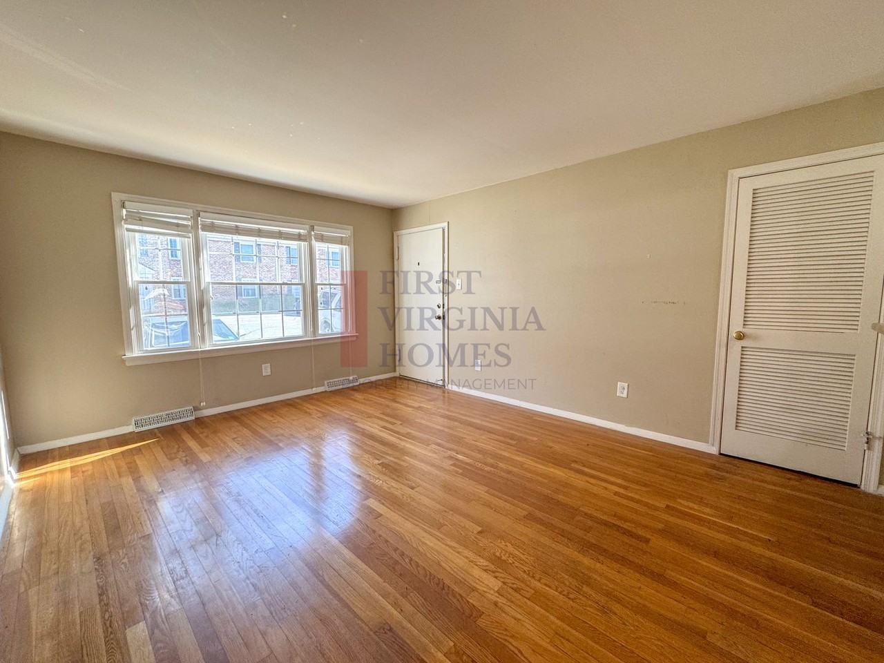 163 Hessian Hills Way - Photo 7 of 13